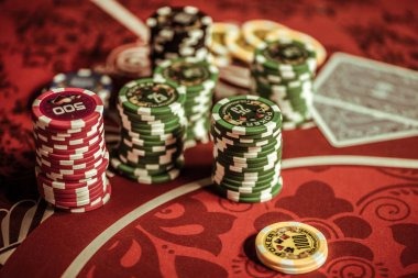 bakar login screen on mobile device showing sportsbook and live-dealer options