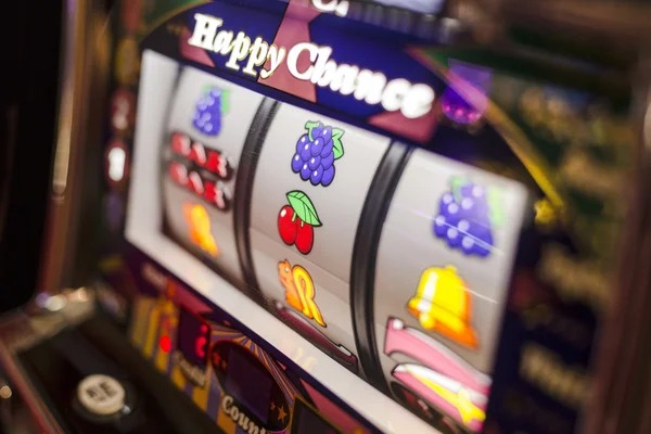 Aviator game showing multiplier curve and cash-out button